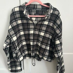 Sweater black and white